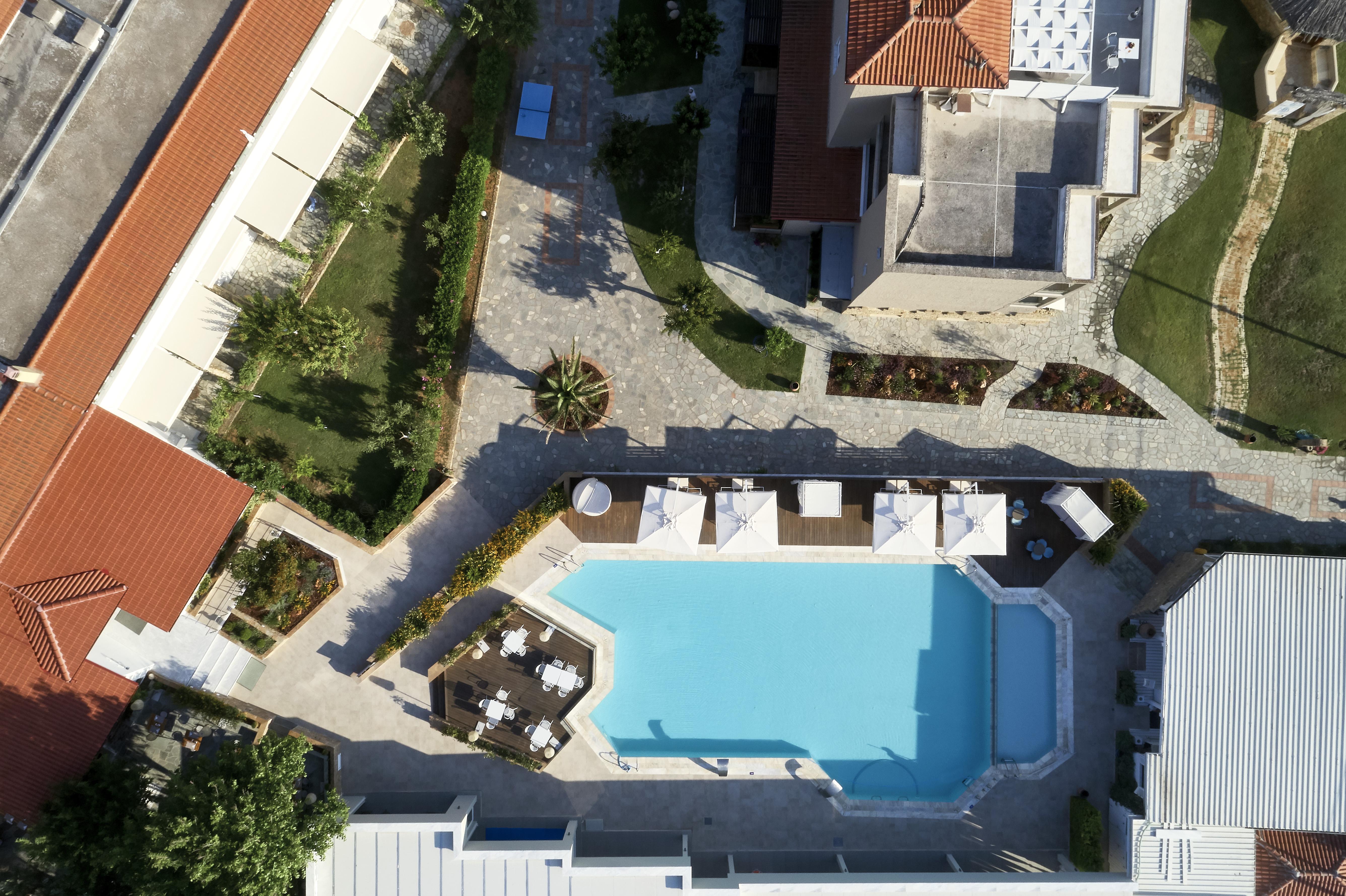 Отель Antigoni Seaside 4*