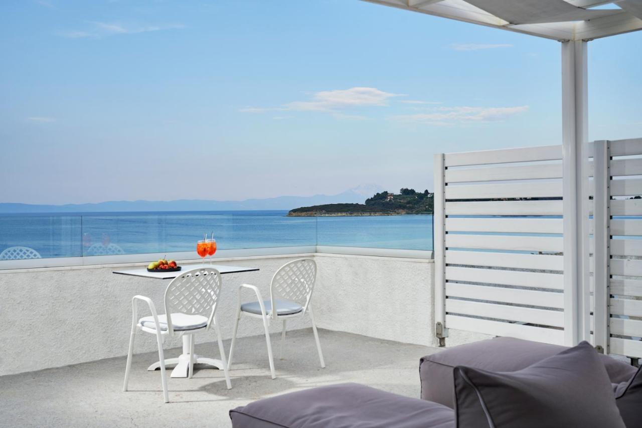 Antigoni Seaside Отель