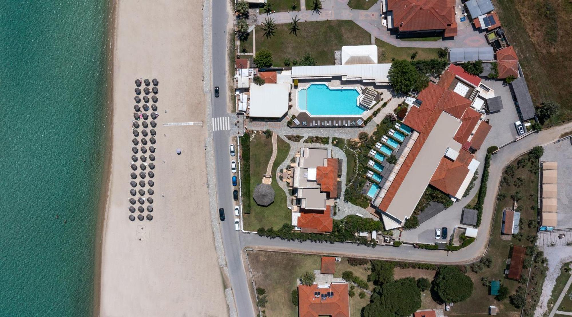 Antigoni Hotel 4*
